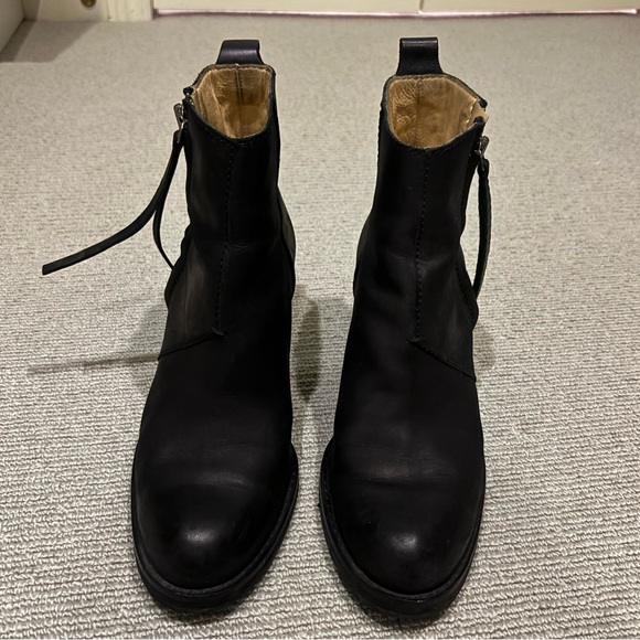 Acne Studios “Pistol” Bootie - Picture 3 of 5